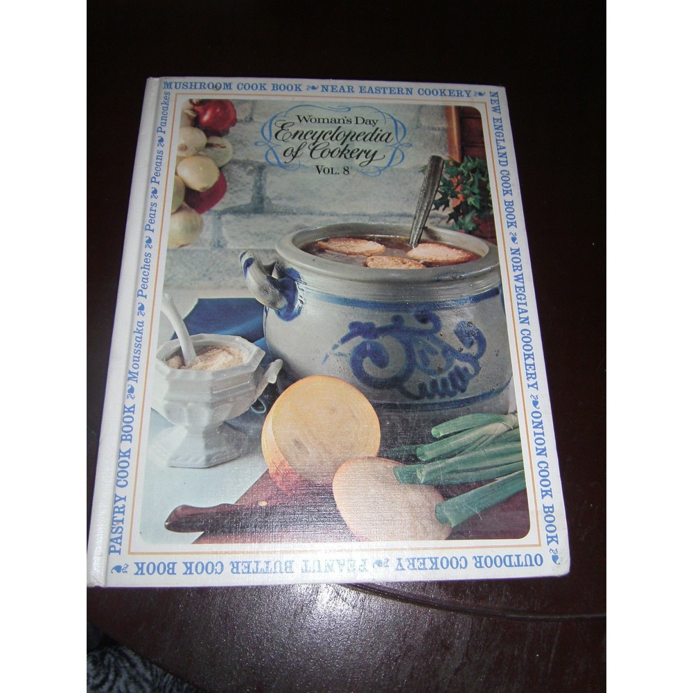 Woman's Day Encyclopedia of Cookery Volume 8 Hardcover, 1966 2nd Edition